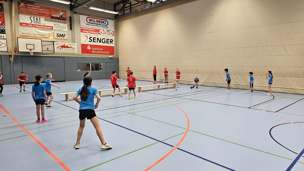 Einen spannenden Wettkampf boten sich die Ahlener Grundschulen.
