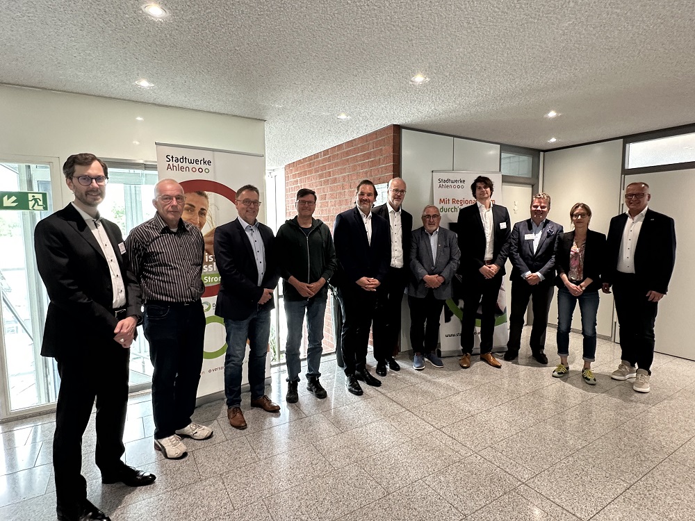 Foto: Gruppenbild in den Räumen der Stadtwerke