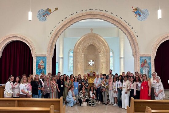 Foto: Gruppenbild im Gemeindezentrum