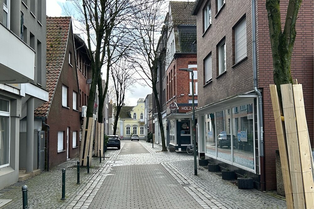 Im Kühl bekommt neues Straßenpflaster