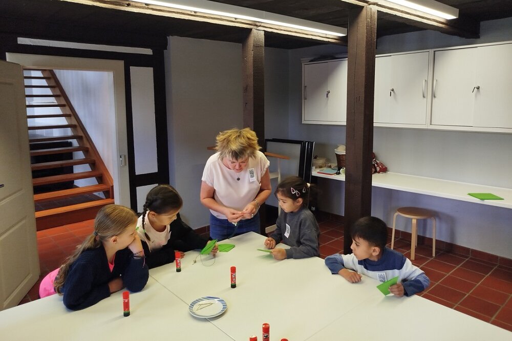 Mit Trudi und Rudi auf Zeitreise – 112 Vorschulkinder entdecken das alte Ahlen
