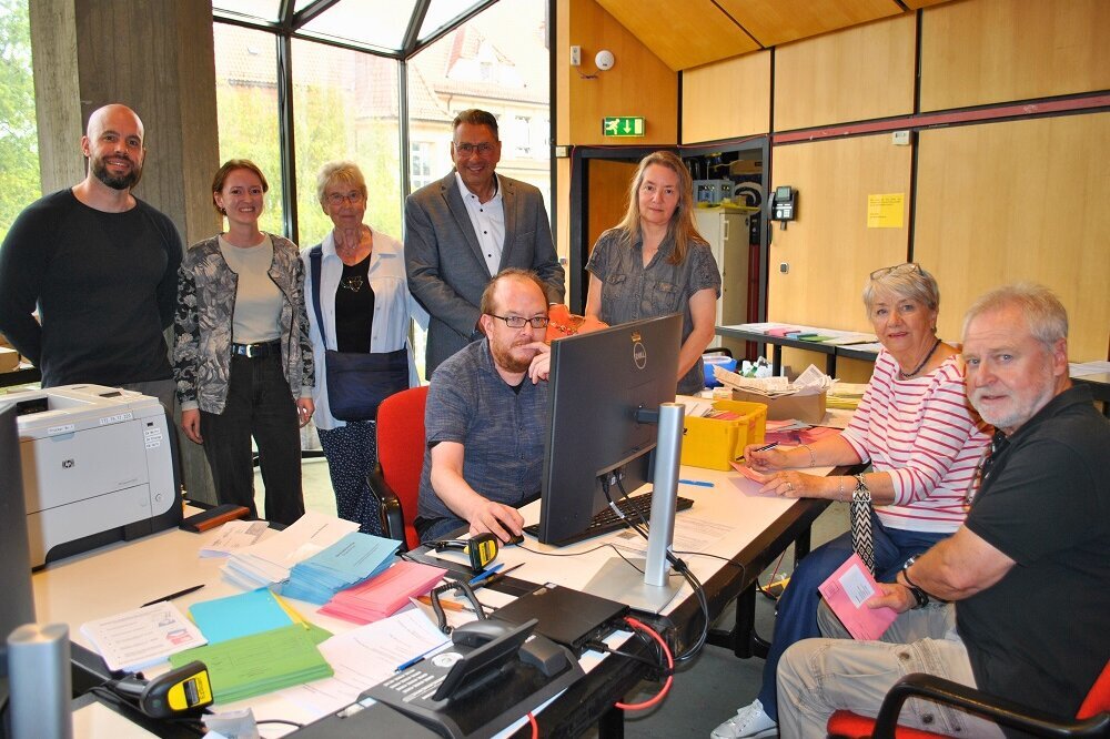 Briefwahlbüro geht erst einmal in den Endspurt