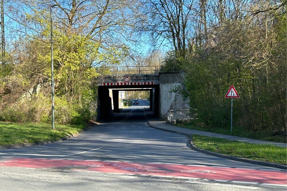 Brückenprüfung an der Daimlerstraße