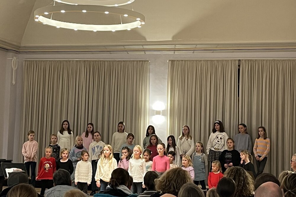 Stimmungsvolles Adventskonzert der Schule für Musik im Saal Sandgathe